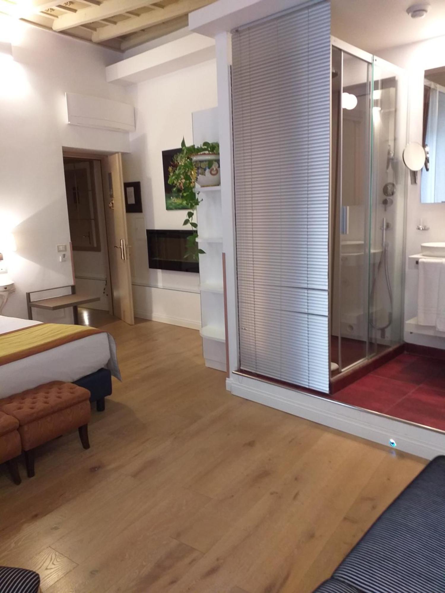 Excellent Trinity Rooms Rome Bagian luar foto