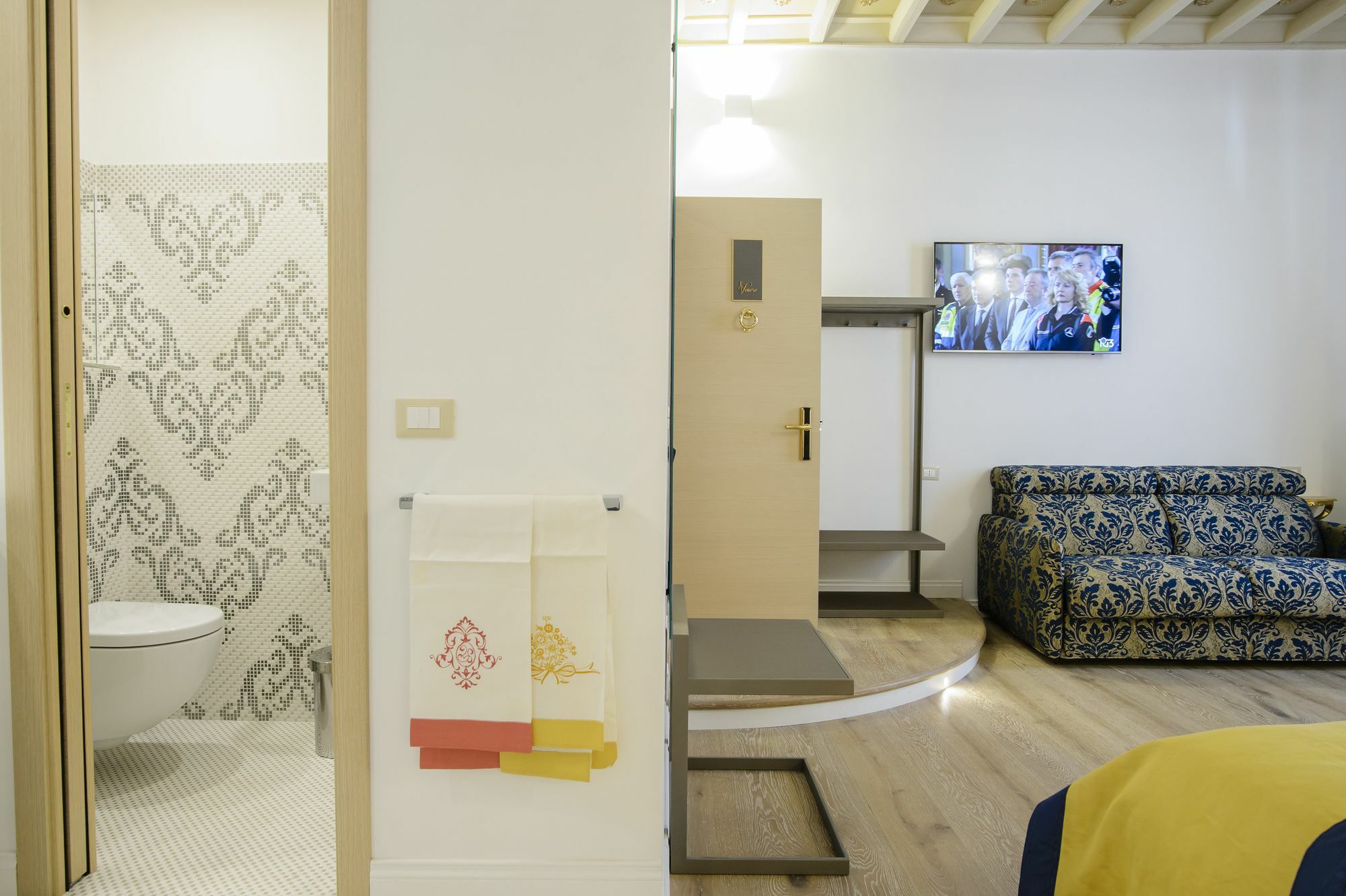 Excellent Trinity Rooms Rome Bagian luar foto